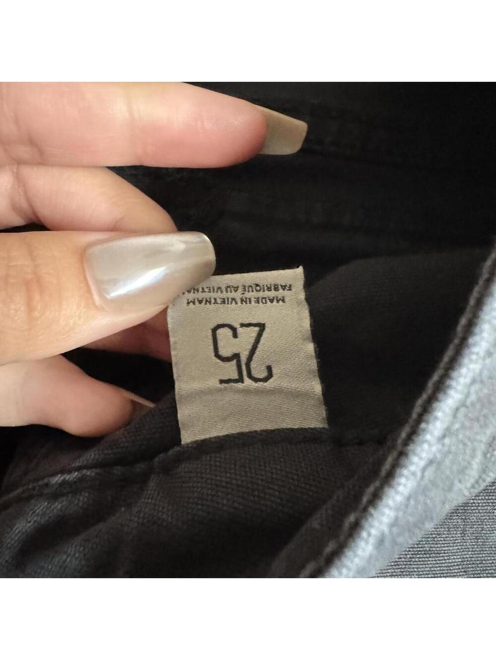 ੈ✩‧₊˚y2k style black lowrise bootcut cargo jeans - Picture 5 of 8